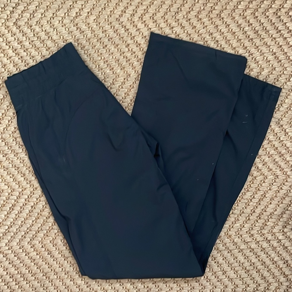Lululemon - Slush Winter Pants - Black - Size 4